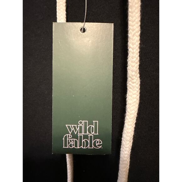 Wild Fable Ebony Cropped Hoodie, Size S, Ultra Soft, Pull String Hood - Picture 3 of 3